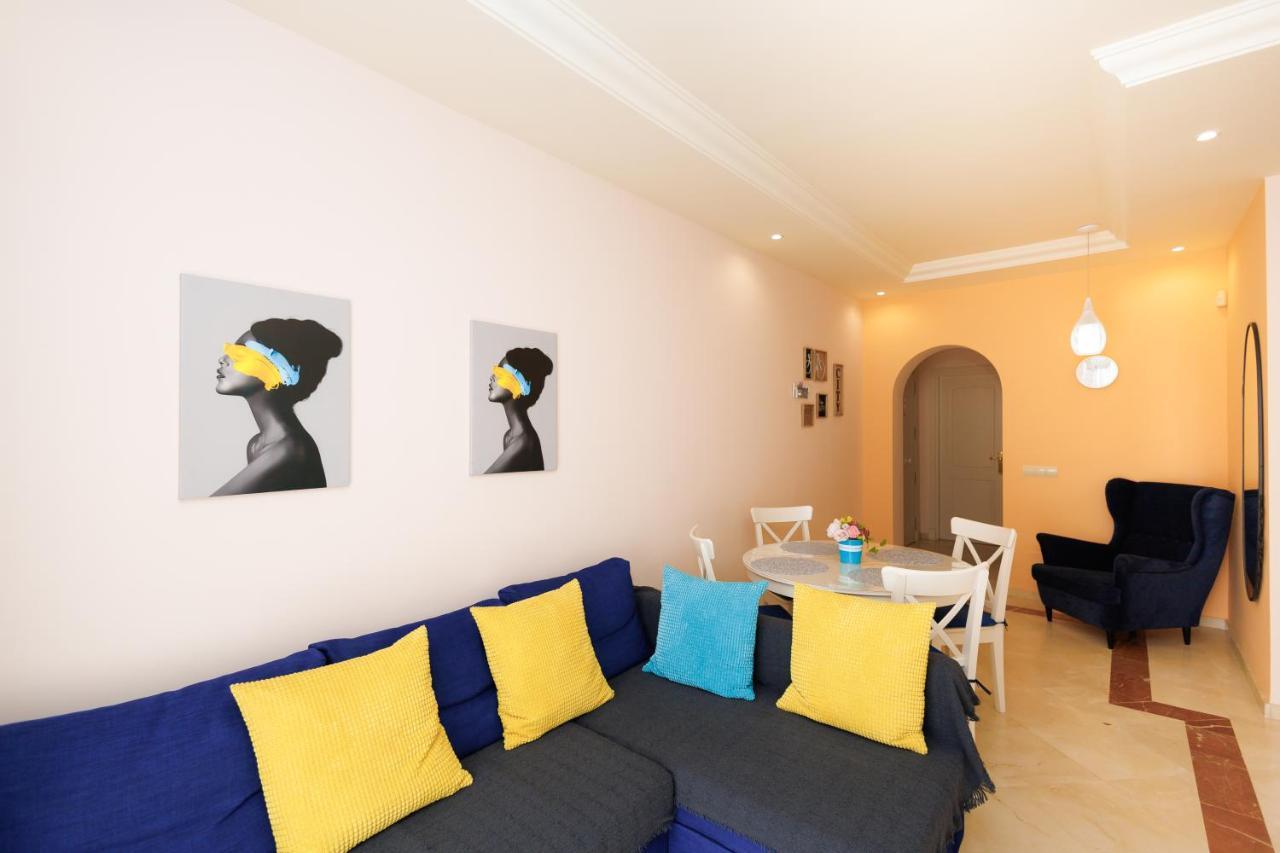 Two-Room Apartment In Elviria Near The Beach With Parking Marbella Bagian luar foto